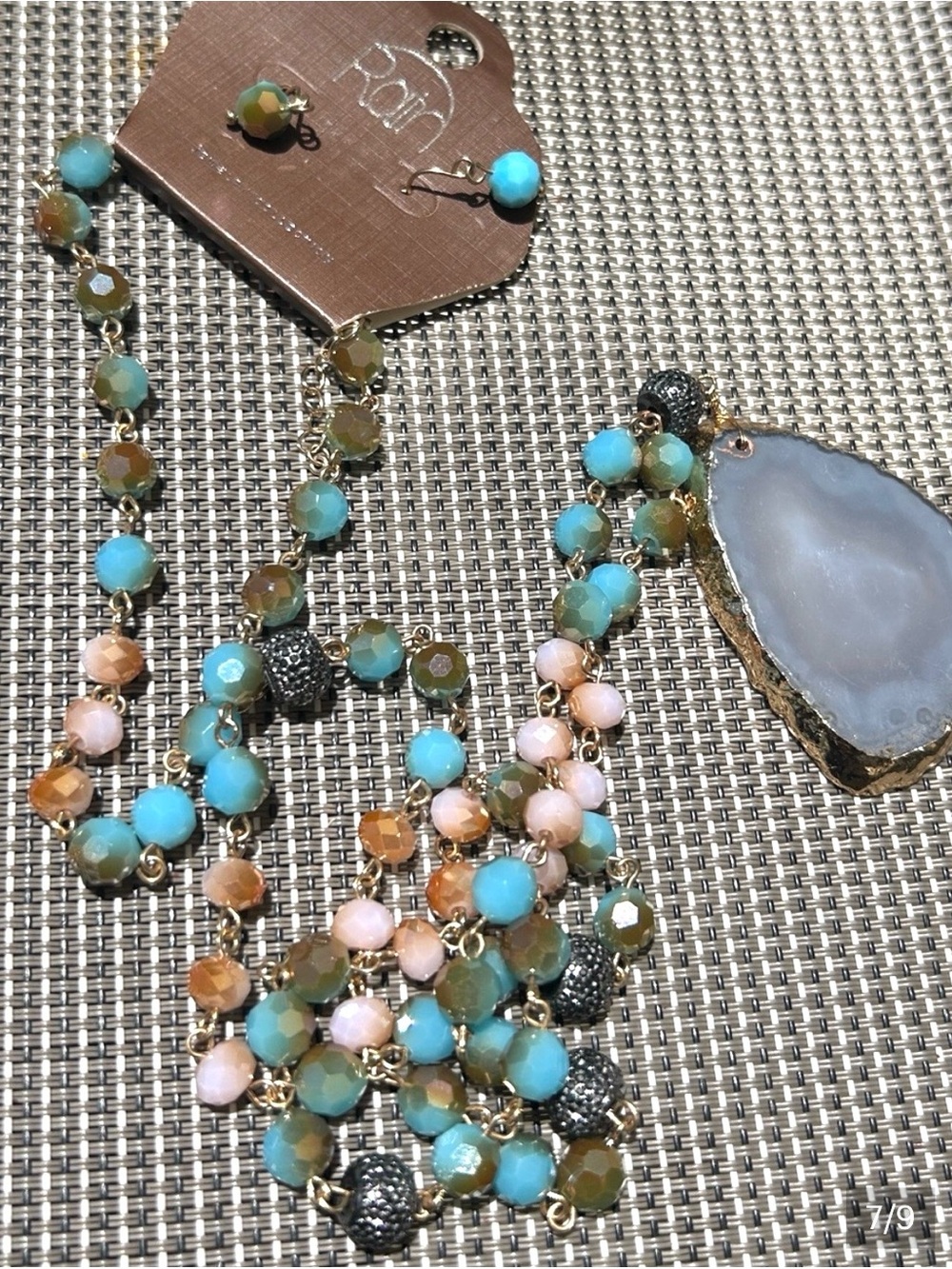 Rain Gold w/faceted glass Beads Agate Slice Necklace and earrings, GORGEOUS!